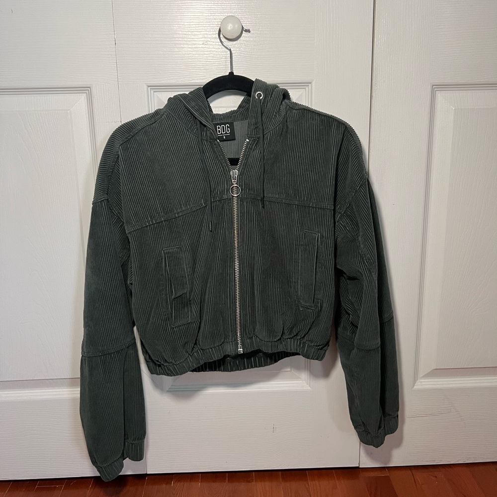 Cropped corduroyed jacket